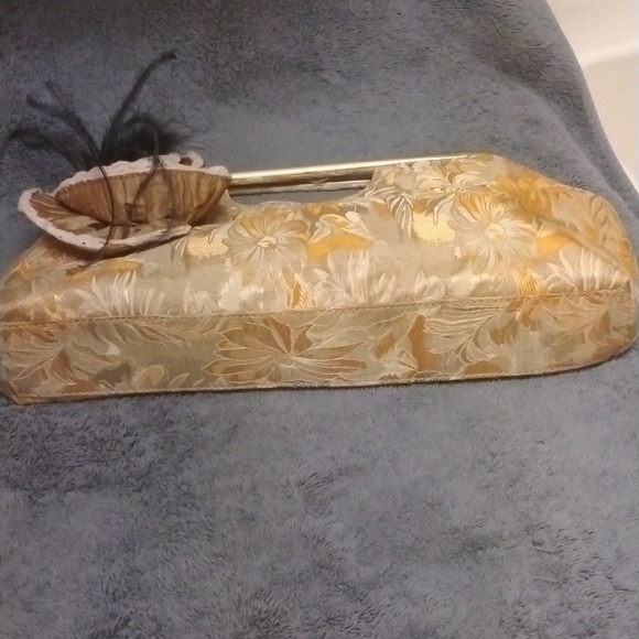 Braciano Gold clutch Handbag EUC Vintage - Picture 3 of 8